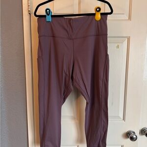 Athleta Ultimate Stash Pocket 7/8 Tight Purple 2x